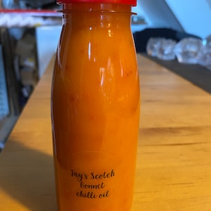 chilli oil (scotch bonnet)