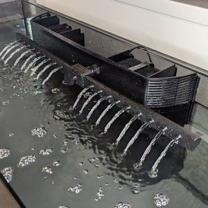 流量調整可能 Fluval Flex 32.5G スプレーバー