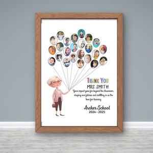 Puede incluir: Una impresión enmarcada con una ilustración de dibujos animados de una maestra sosteniendo una cuerda de globos coloridos con fotos de niños dentro. El texto dice "Gracias Sra. Smith Su impacto va mucho más allá del aula dando forma a nuestro futuro y inculcándonos el amor por el aprendizaje Archer School 2024-2025".
