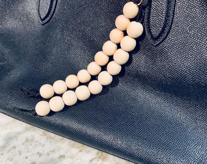 Chic Purse Charm: Wood Beaded Design and Gold Clasp