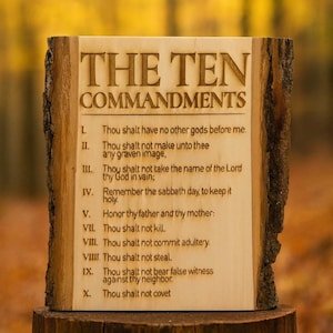 Ten Commandments Sign on Wood – Christian Wall Art, Rustic Bible Verse Plaque with Bark, Religious Home Decor, Scripture Gift Wall Art