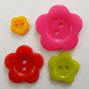 12 COLOR 10mm 17 21mm 25mm Flower Coat Jumper Dress Shirt BUY 2 4 8 Buttons 156