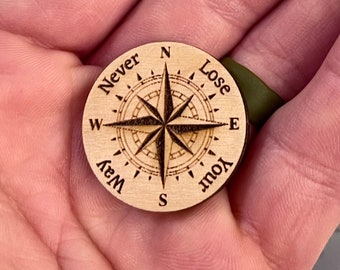 Arquivo de Token de Bússola a Laser: Nunca se Perca, PDF SVG (Download Digital)