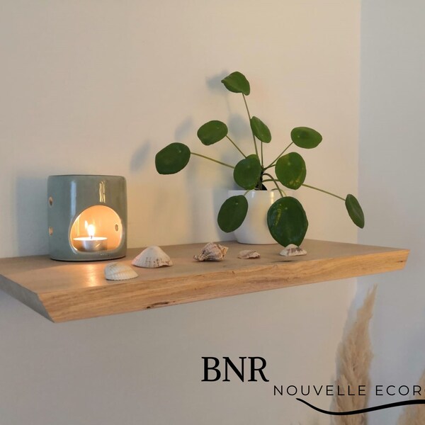 Solid wood wall shelf, solid oak, with invisible fixings