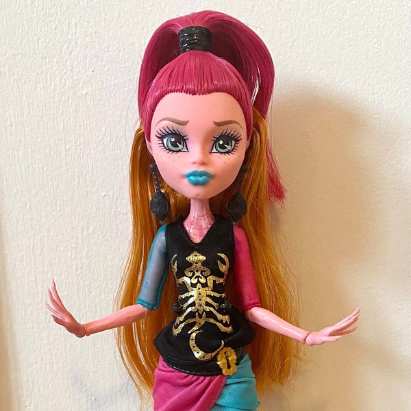 Mattel Monster High New Scaremester Gigi Grant Genie Doll for OOAK Customization or Collecting