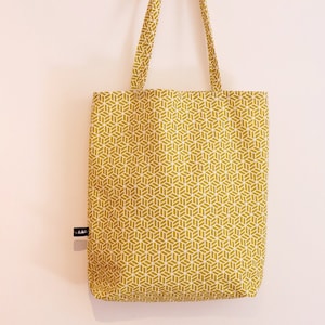 Sac cabas réutilisable graphique jaune et blanc, tote bag couleurs de l'été pour les vacances, sac cabas shopping jaune blanc géométrique