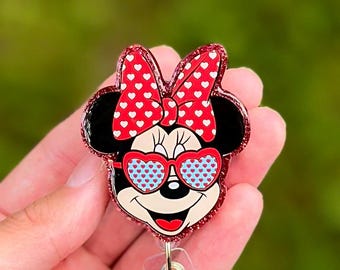 Minnie Heart-Eyed Retractable Badge Reel
