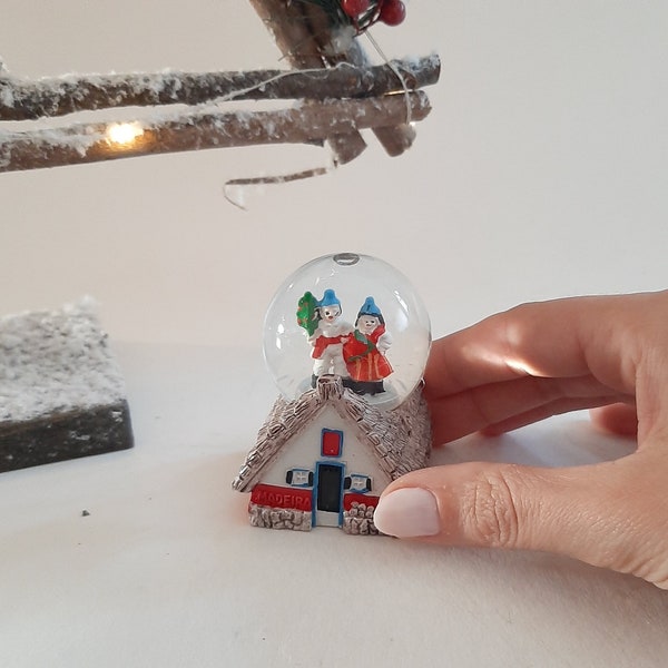 Boule à neige de Madère / Boule à neige en verre / Souvenir du Portugal / Cadeau portugais / Réservez cette date Portugal / Cadeaux Portugal / Cadeau de voyage