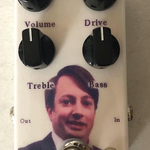 An honourable man: clean boost and 2-band EQ