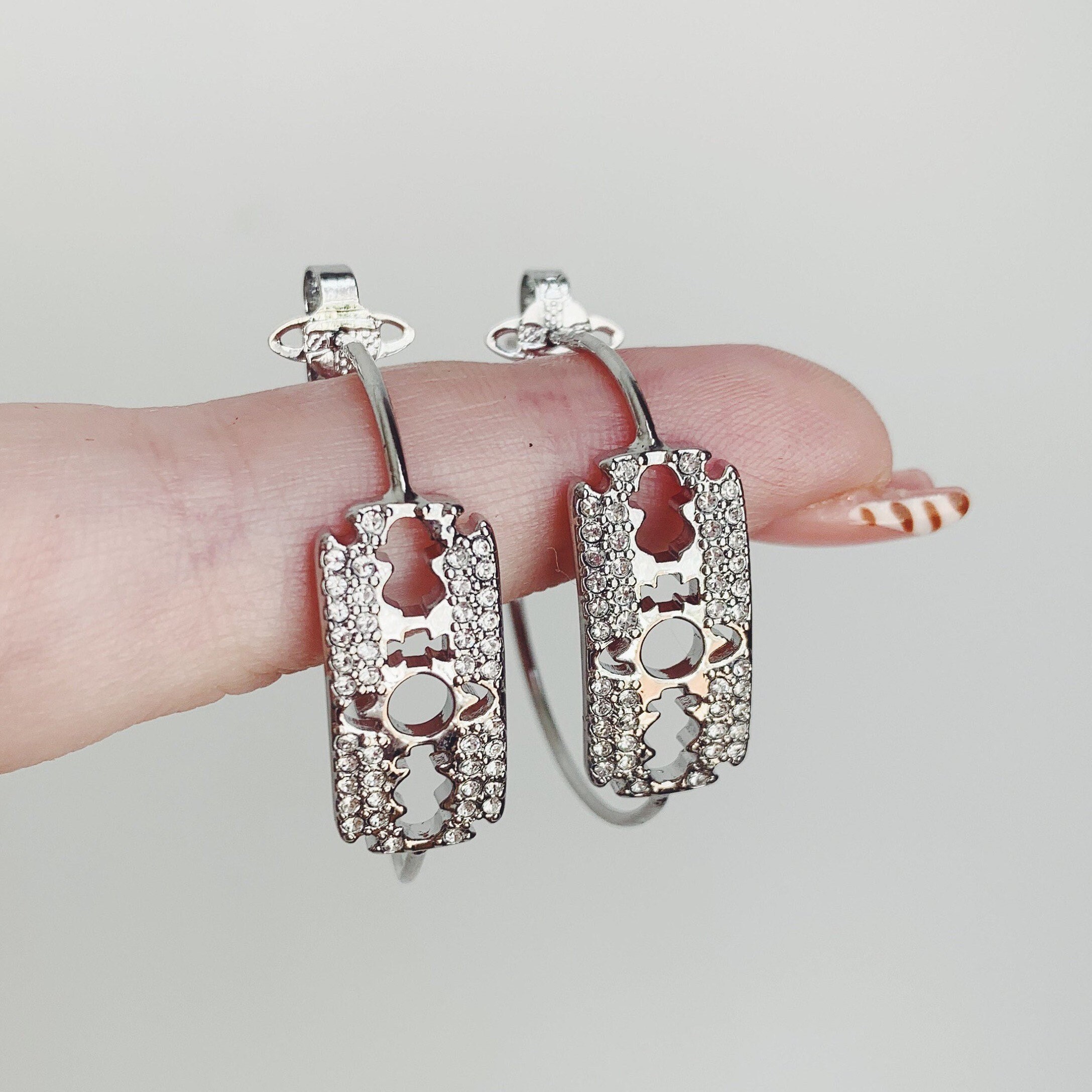 Vivienne westwood razor earrings online
