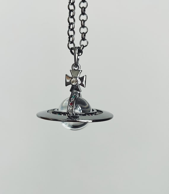 Vivienne westwood shop 3d orb necklace