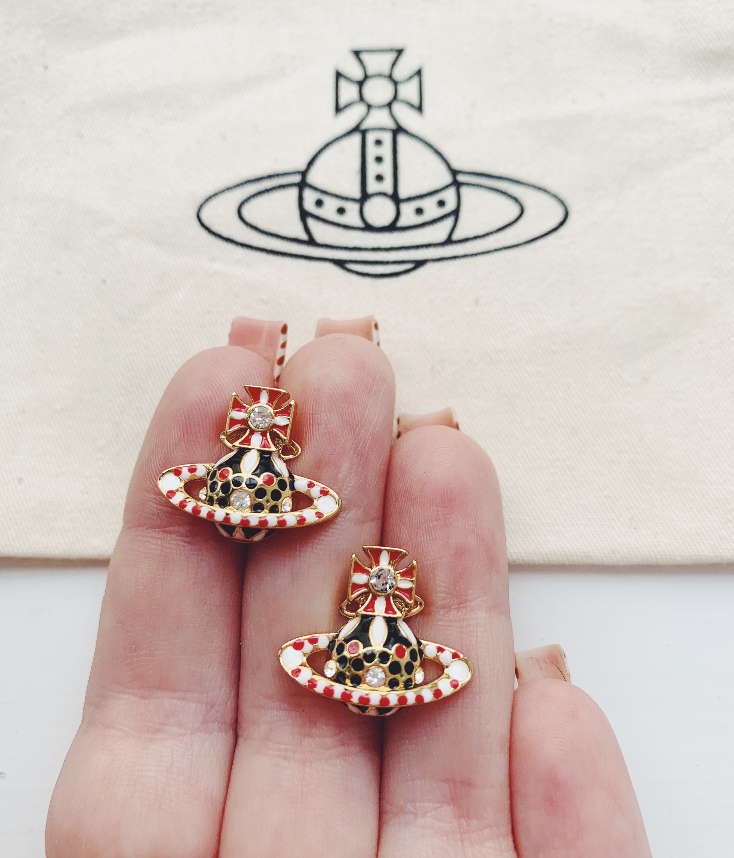 Vivienne Westwood Gold Orb Stud 