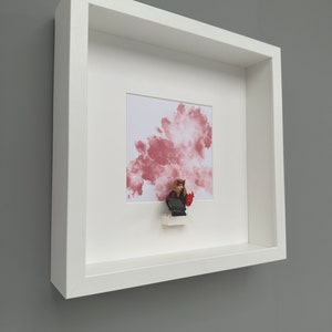 Scarlet Witch Minifigure and Lego Gift Frame DAMAGED FRAME
