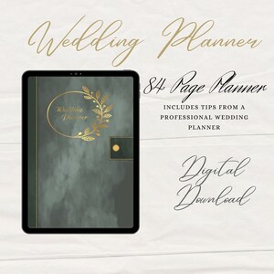 以下が含まれることがあります： 緑色の表紙と金色のアクセントが付いたデジタルウェディングプランナー。表紙には、葉のついた金色のリースと「Wedding Planner」の文字が書かれています。「84 Page Planner」の文字は、白地に黒で書かれています。「INCLUDES TIPS FROM A PROFESSIONAL WEDDING PLANNER」の文字は、白地に黒で書かれています。「Digital Download」の文字は、白地に黒で書かれています。