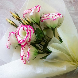 Lisianthus bouquet | crepe paper flower | handmade | floral gift | home deco