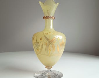 Antique Harrach Belle Epoque Japonisme Gold Paste Enamel Glass Vase: Quatrefoil Geometric Mouth