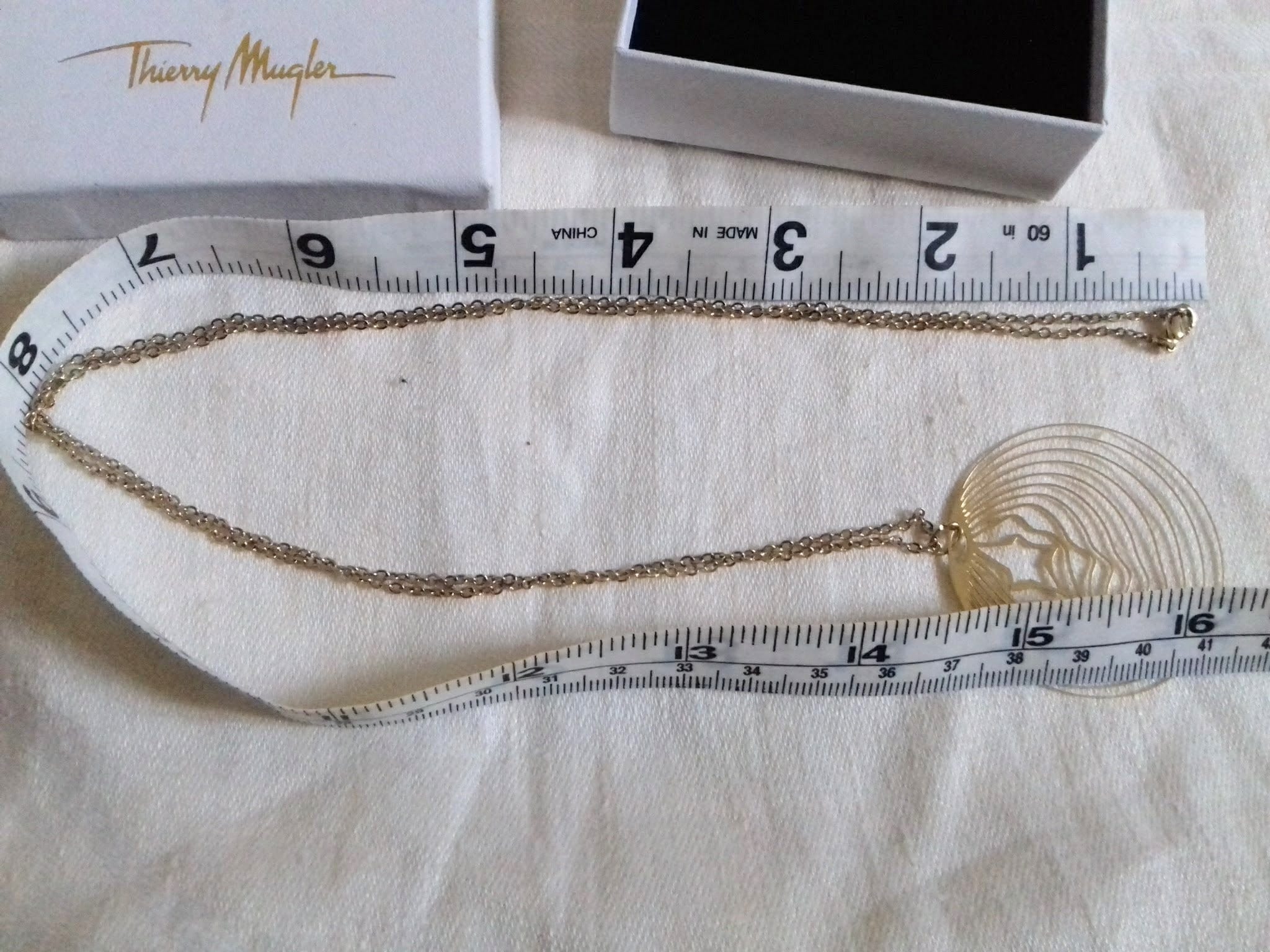 Thierry Mugler - Star Sunessence Chain and Pendant Necklace Alien