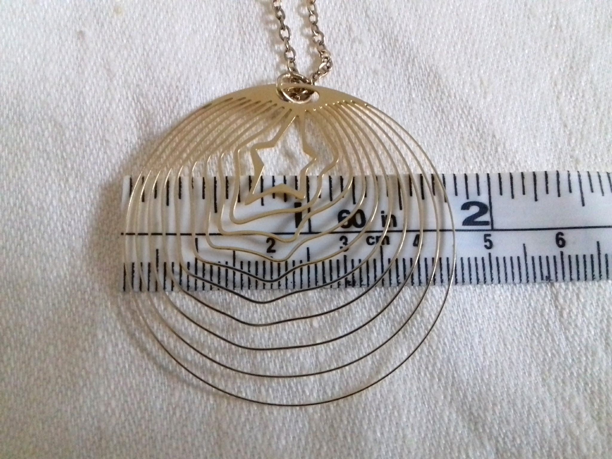 Thierry Mugler - Star Sunessence Chain and Pendant Necklace Alien