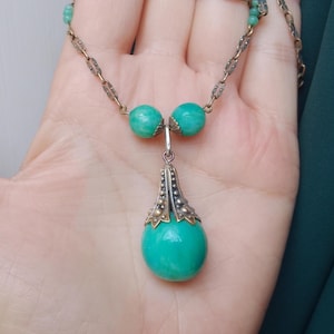 Louis Rousselet Art Deco Necklace: Bakelite Peking Glass Pendant
