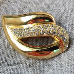 Christian Dior - Authentic Vintage Signed Wave Brooch with Swarovski Crystals