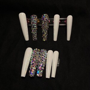 Topic|Luxe Gel Press On Nail Set|THEVVSLAB