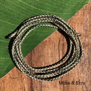 Cordón de nailon encerado trenzado a mano, 99 cm de largo - Musgo y crudo