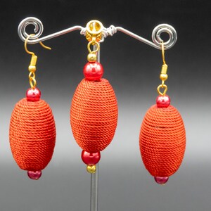 Pendants and earrings with fabric and acrylic beads