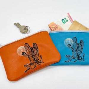 Kleiner Geldbeutel Geldbörse Kaktus gestickt, Kopfhörer Etui Reisegeldbeutel Tampontasche Kunstleder gestickt Tasche, Geschenk Idee 2 Farben