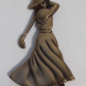 Vintage Fort signed lady golfer brooch