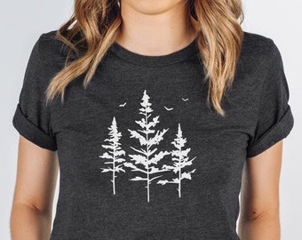 Pine Tree T-Shirt | Immergrüner Baum Shirt | Camping Tshirt | Natur-Liebhaber-Geschenk | Wald-Shirt | Im Freien wandern Tee | Geschenk für sie, Frauen, Männer