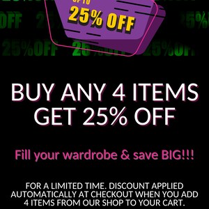 K&ouml;nnte beinhalten: Eine schwarze und violette Grafik mit wei&szlig;em Text, der "Kaufe 4 Artikel und erhalte 25% Rabatt" lautet. Die Grafik enth&auml;lt auch ein violettes und gelbes Rechteck mit dem Text "Bis zu 25% Rabatt".