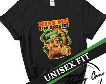 St. Patricks Day Shirt | Kiss Me I'm Irish Shirt | Lucky St Pattys Day | St. Paddy's Day T-Shirt For Men | Funny Irish Drinking Shirt