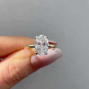 Oval Engagement Ring in 14k Solid Gold / 1, 1.5, 2 CT Moissanite Engagement Rings / 4-Prong Solitaire Moissanite Ring / Gold Promise Ring