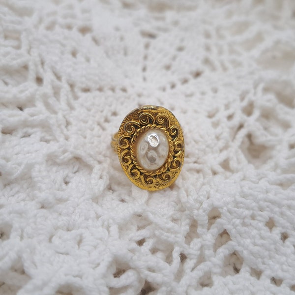 Vintage Dimpled Pearl Gold Tone Adjustable Ring