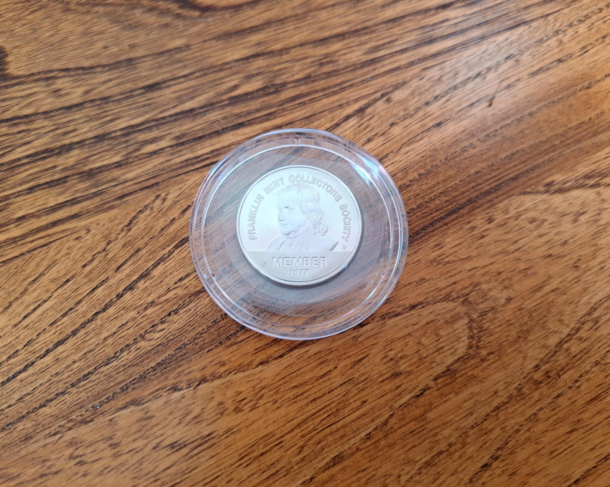 Vintage 1977 Franklin Mint Collectors Society Member Silver Token