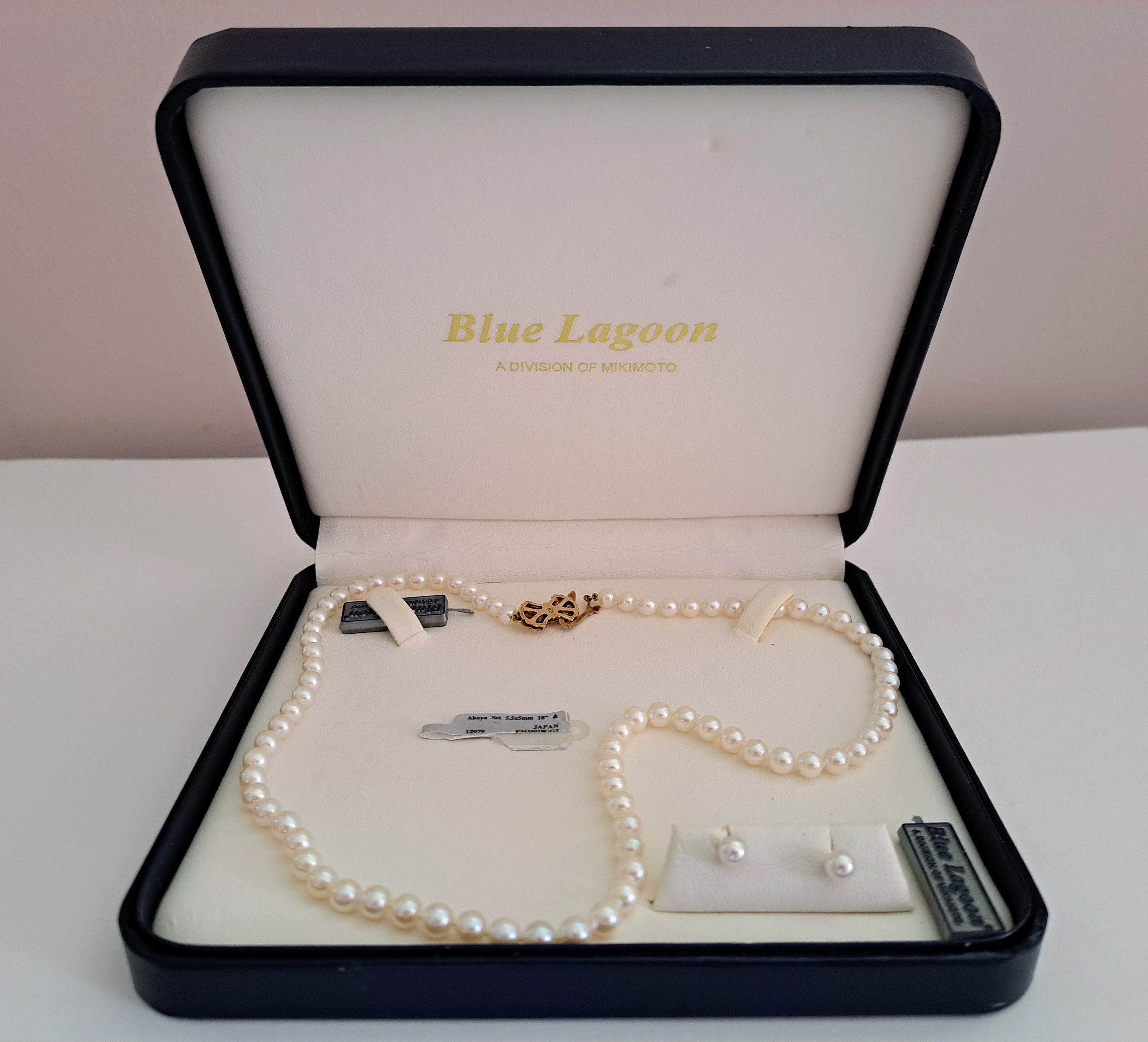 Mikimoto's Blue Lagoon Marilyn Monroe Pearl Necklace – Yeah It's Jewelry