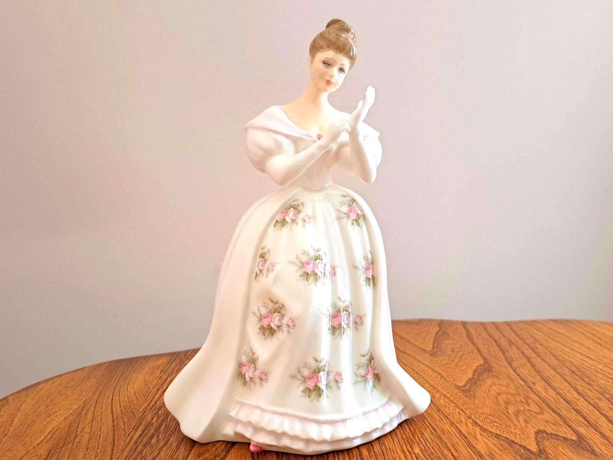 Royal Doulton Figurine Diana - Etsy