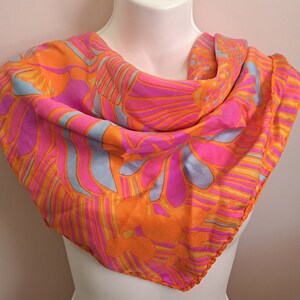 Foulard Floral Italien - Multicolore - En Polyester - Neuf Sans étiquettes