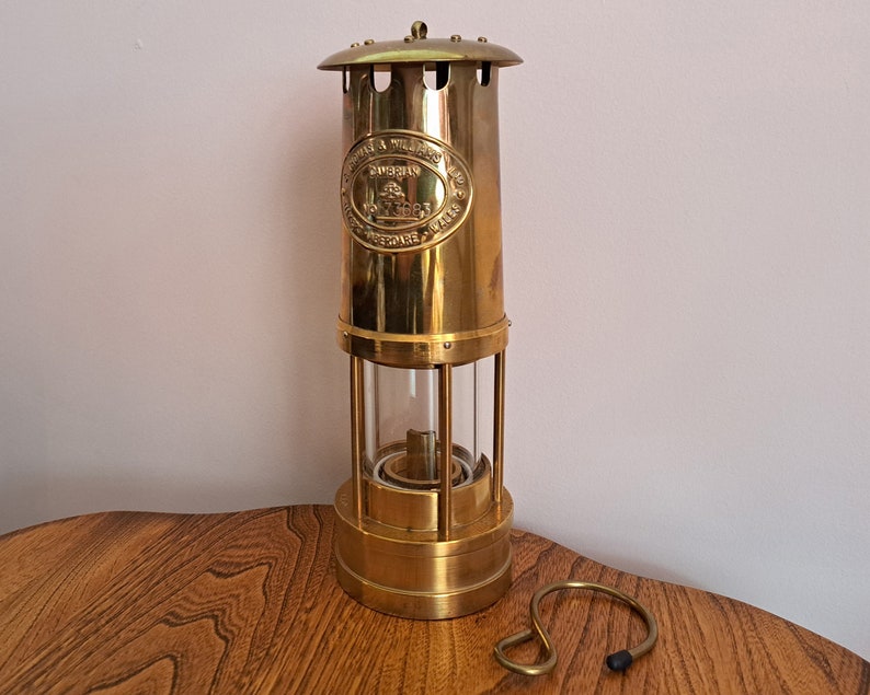 Vintage Brass Miners Lamp E. Thomas & Williams Cambrian - Thumbnail 3