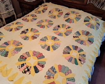 アンティークドレスデンプレートキルト：1930年代のハンドキルティング