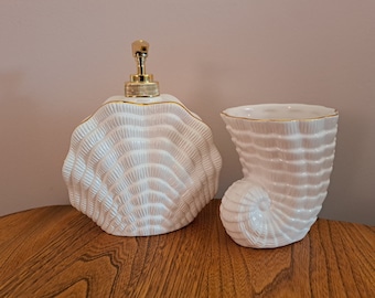 Vintage 1998 Sea Shell White & Gold Bathroom Set