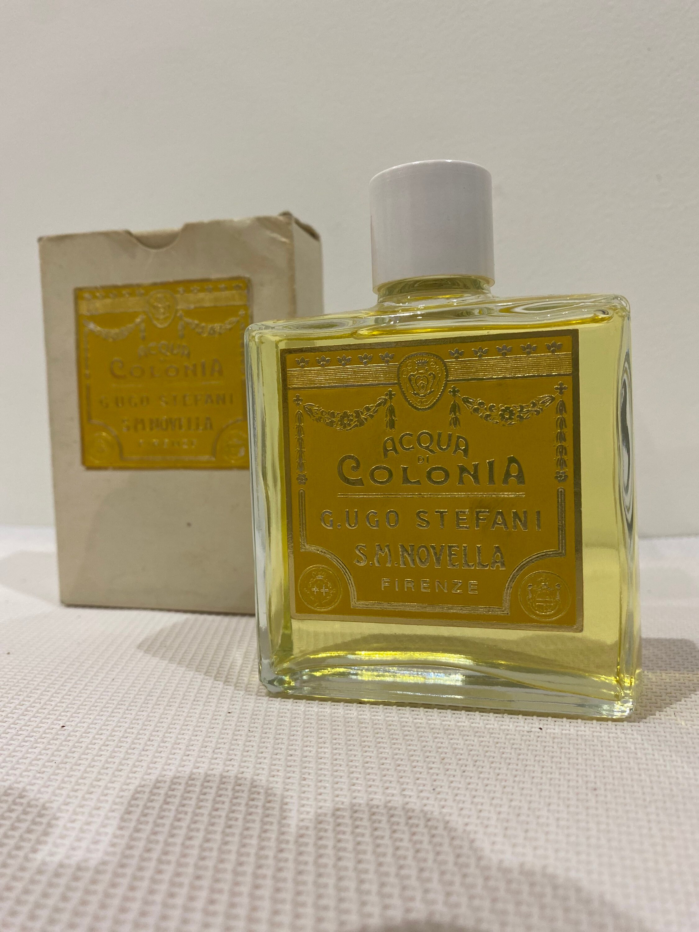 少し豊富な贈り物 Firenze Stefani G.ugo Colonia Di Acqua Original Sealed 1970. 香水(ユニセックス)