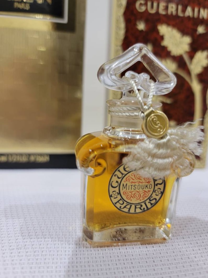 Mitsouko Guerlain Pure Parfum 15 Ml Rare Vintage 1970 Sealed Bottle mitsouko-guerlain-pure-parfum-15-ml-rare-vintage-1970-sealed-bottle