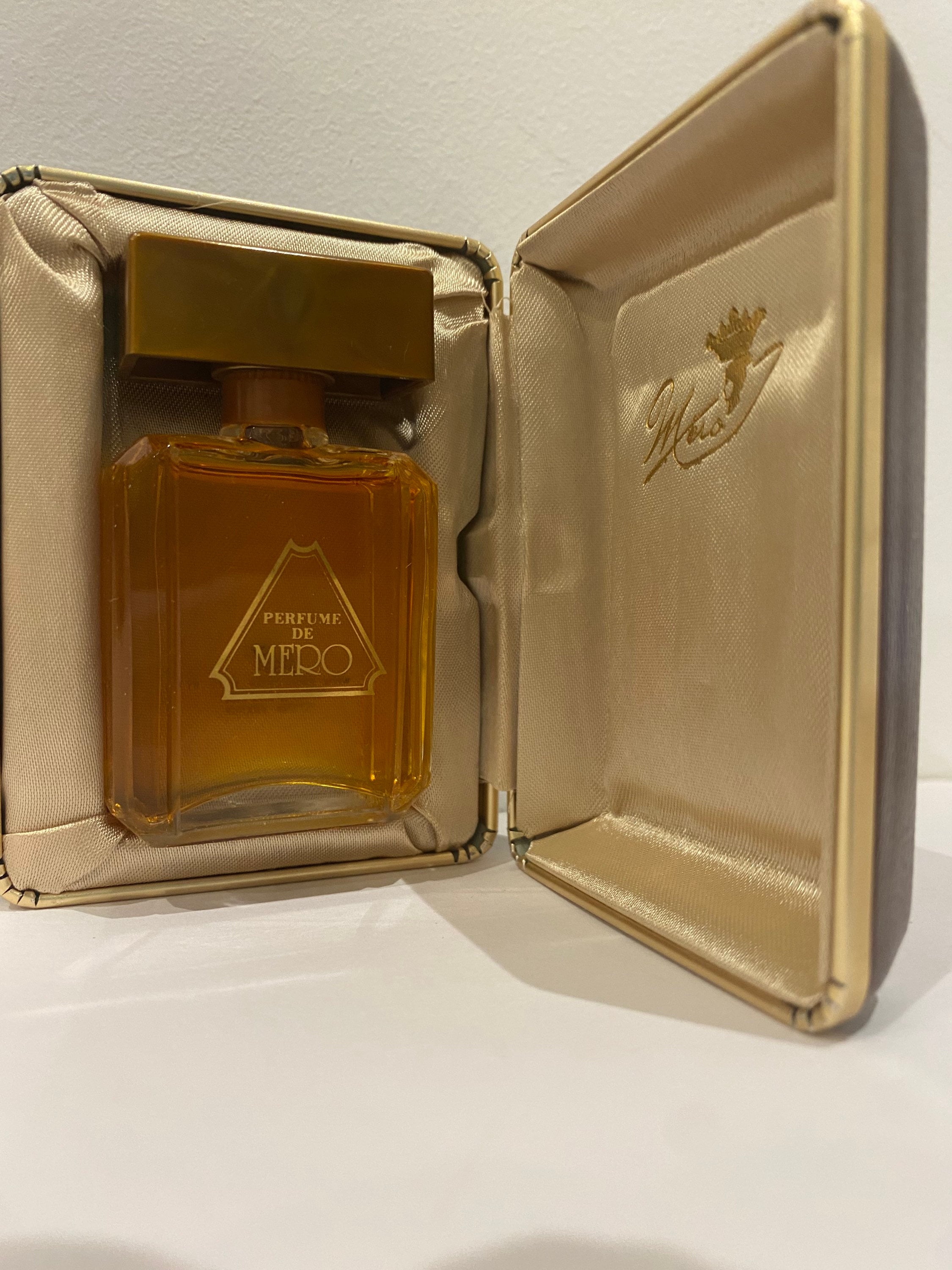 prfum de MERO Mero J.Mero & Boyveau 香水 Mero J.mero & Boyveau Grasse France Pure Parfum 30 Ml. Rare