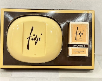 Fidji Guy Laroche perfume gift set perfume savon and edt. Vintage 1980. Sealed savon/edt.