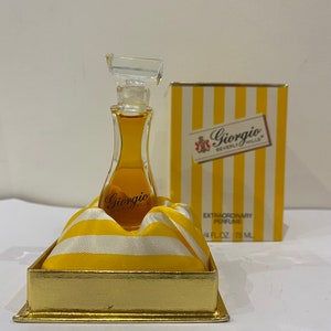 フルール ドゥ ディーバ エマニュエル ウンガロ EDT 30ml。希少