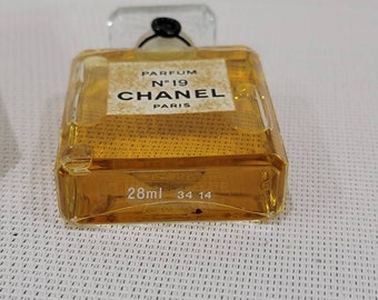Chanel No 19 Pure Parfum 28 Ml. Rare, Vintage 1970s. Sealed