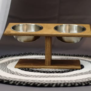 Tilted food stand with two bowls for small or medium dogs -  Elevated double feeding station - Raised feeding station for dogs