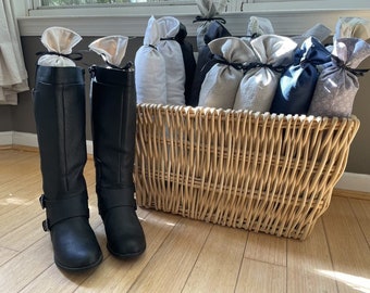 2 Pairs of Natural Canvas Cedar Filled Boot Trees