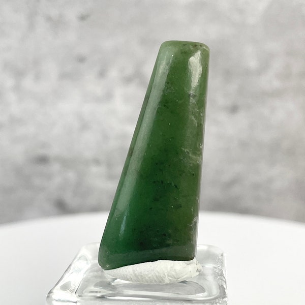 Hight Quality Nephrite Jade Cabochon, Bright Green BC Jade Gemstone, DIY Jewelry Making, 25.4ct, 36.1mm